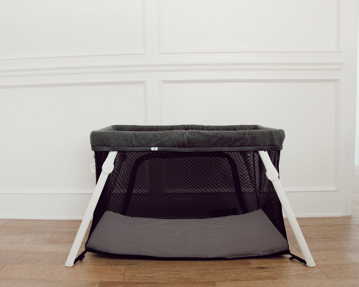 Guava Lotus Travel Crib